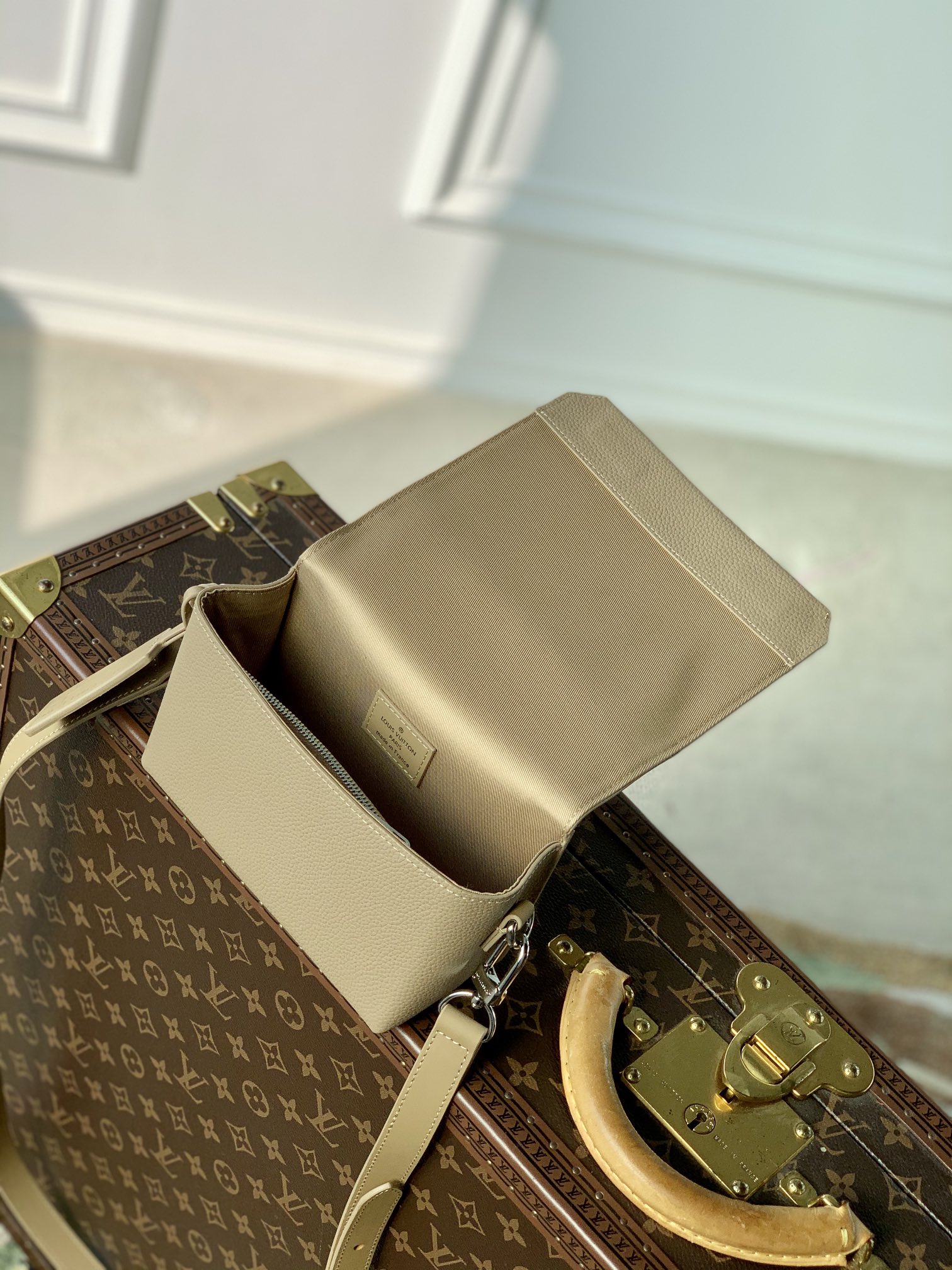 Mens LV Satchel bags